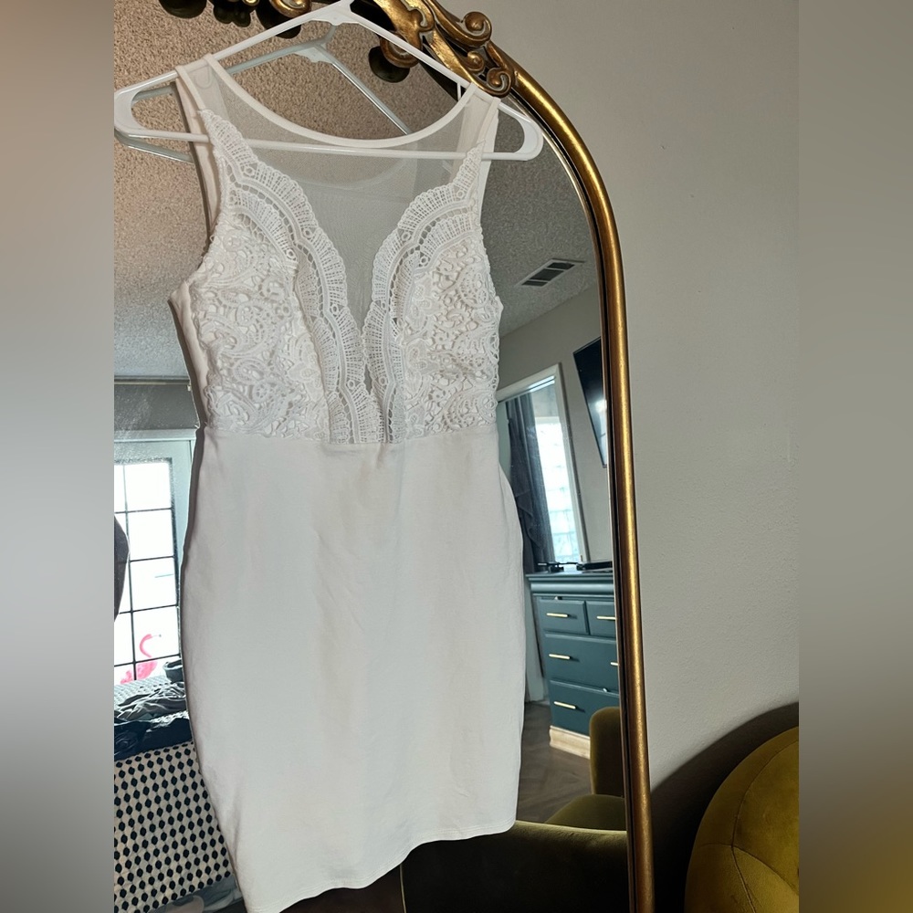 Lulu brand white dress size Small with lace detailing